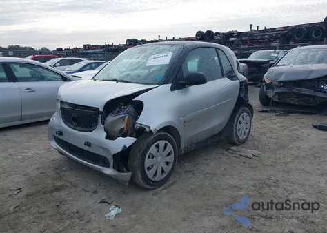 2016 Smart Fortwo Pure from USA, damaged, VIN WMEFJ5DA0GK076468